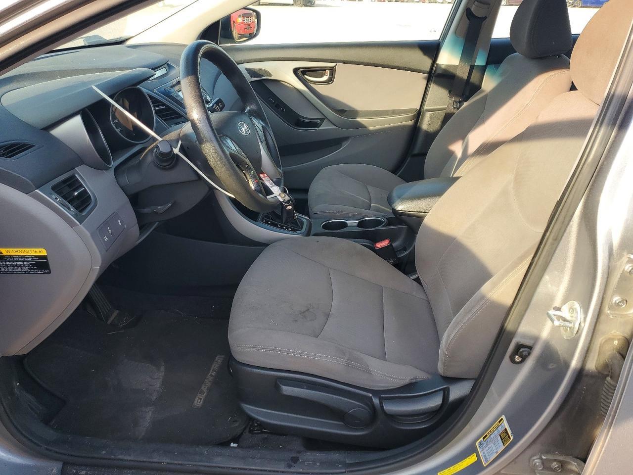 2015 Hyundai Elantra Se - Фото 7