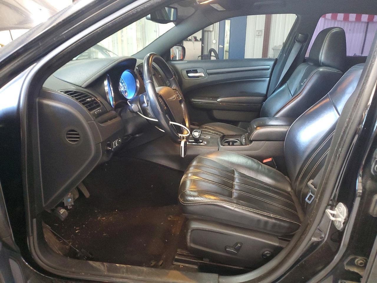 2014 Chrysler 300 S - Фото 7