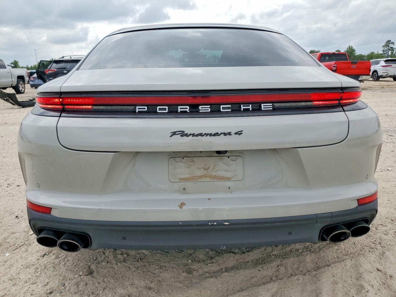 2025 Porsche Panamera 4 E-Hybrid - Image 6