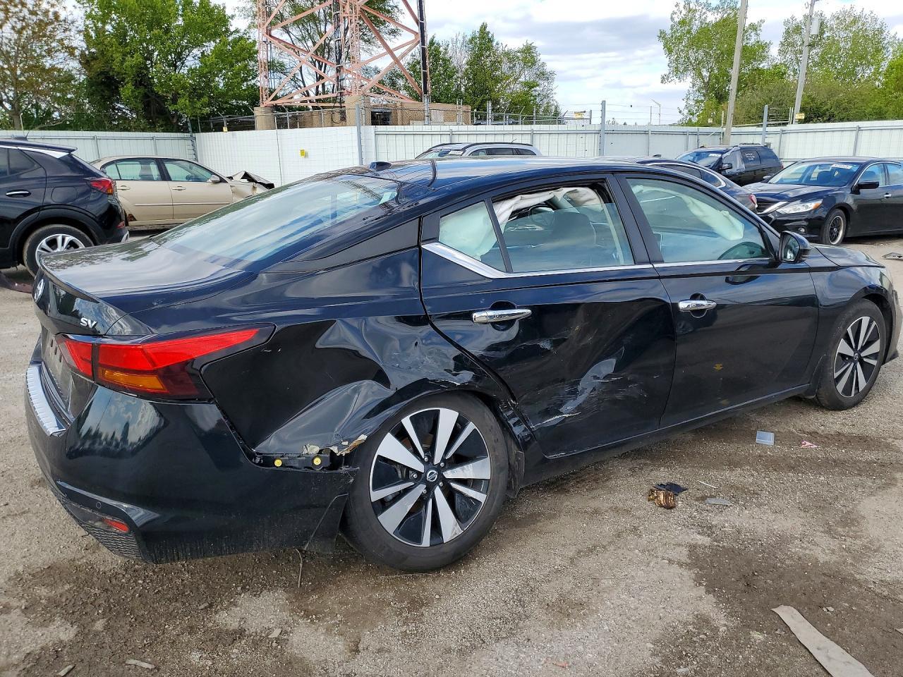 2022 Nissan Altima Sv - Фото 3