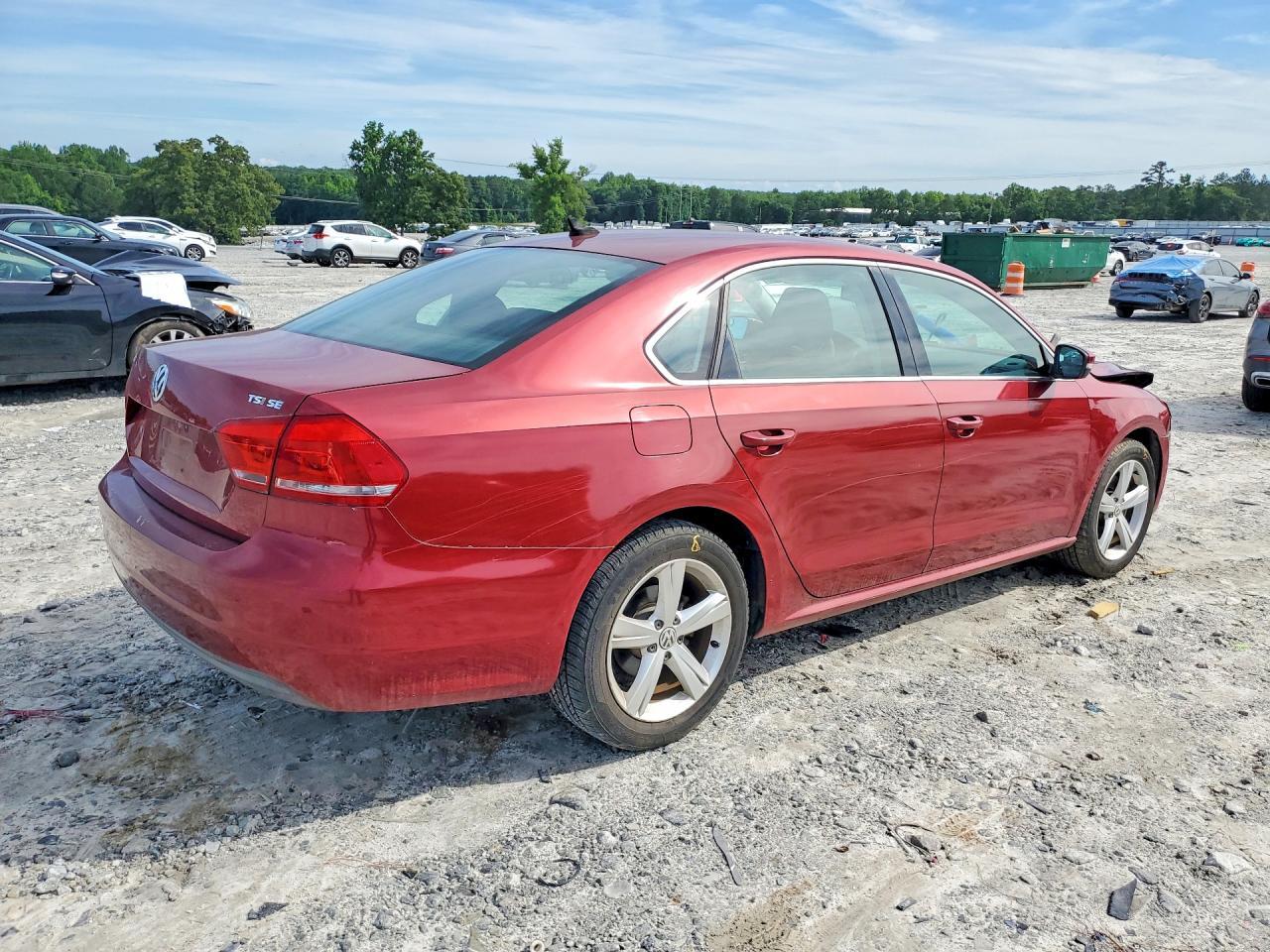 2015 Volkswagen Passat Se - Image 3
