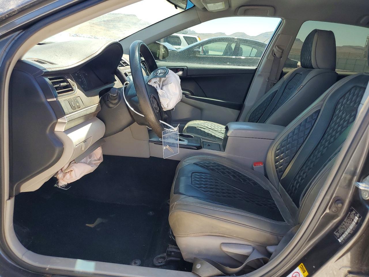 2012 Toyota Camry Base - Фото 7
