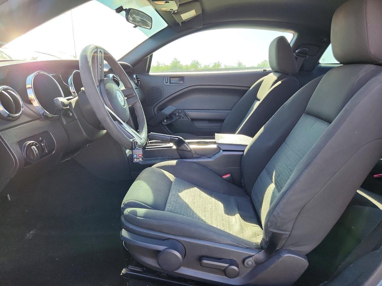 2007 Ford Mustang - Image 7