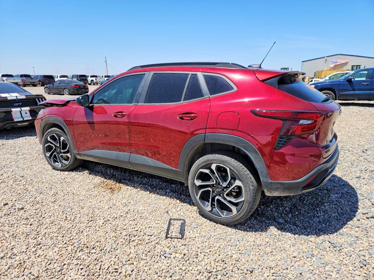 2025 Chevrolet Trax 2Rs - Image 2