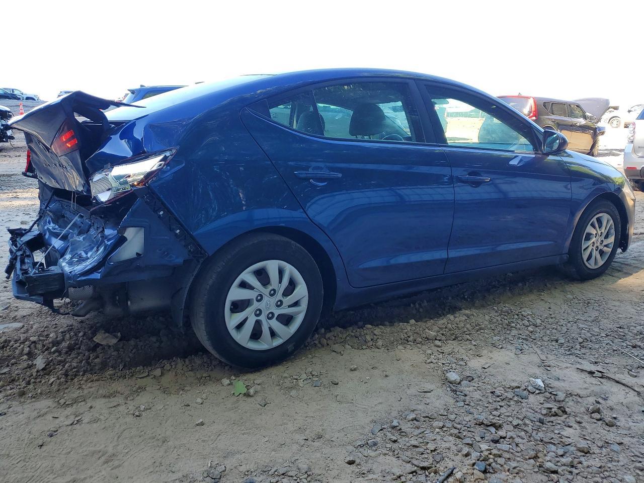 2019 Hyundai Elantra Se - Фото 3