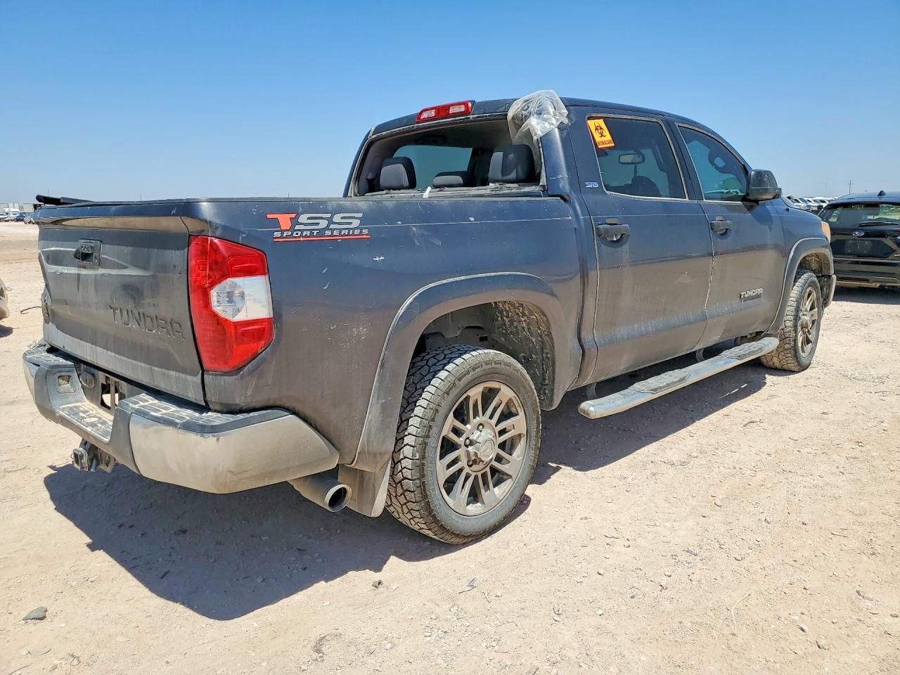 2016 Toyota Tundra Crewmax Sr5 - Фото 3