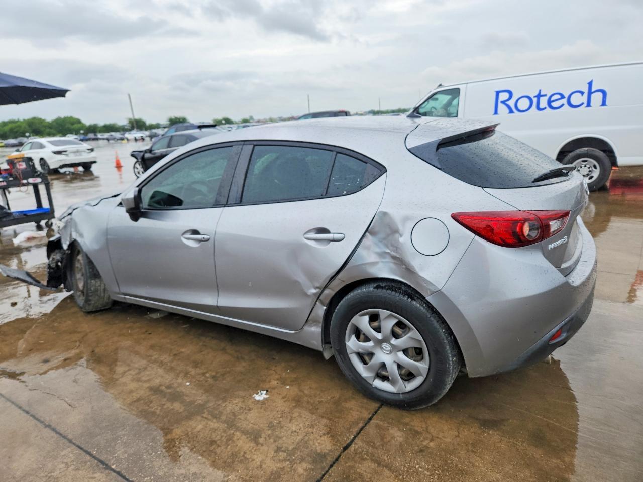 2015 Mazda 3 Sport - Фото 2