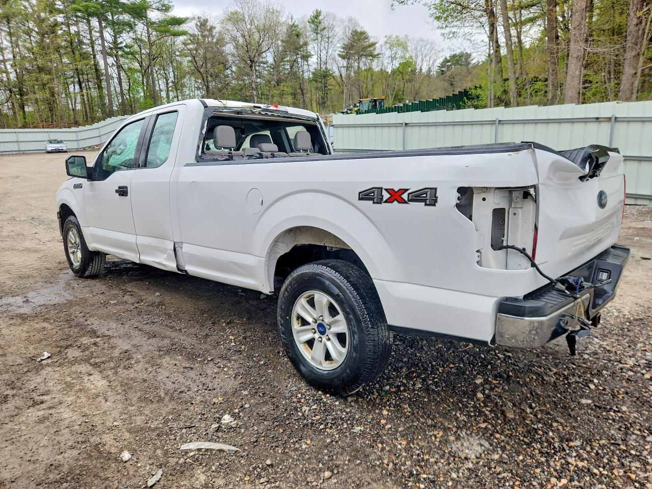 2018 Ford F150 Super Cab - Фото 2