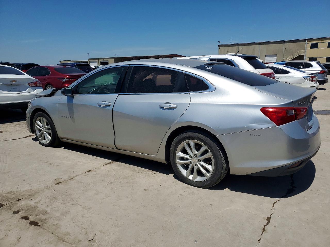 2018 Chevrolet Malibu - Фото 2