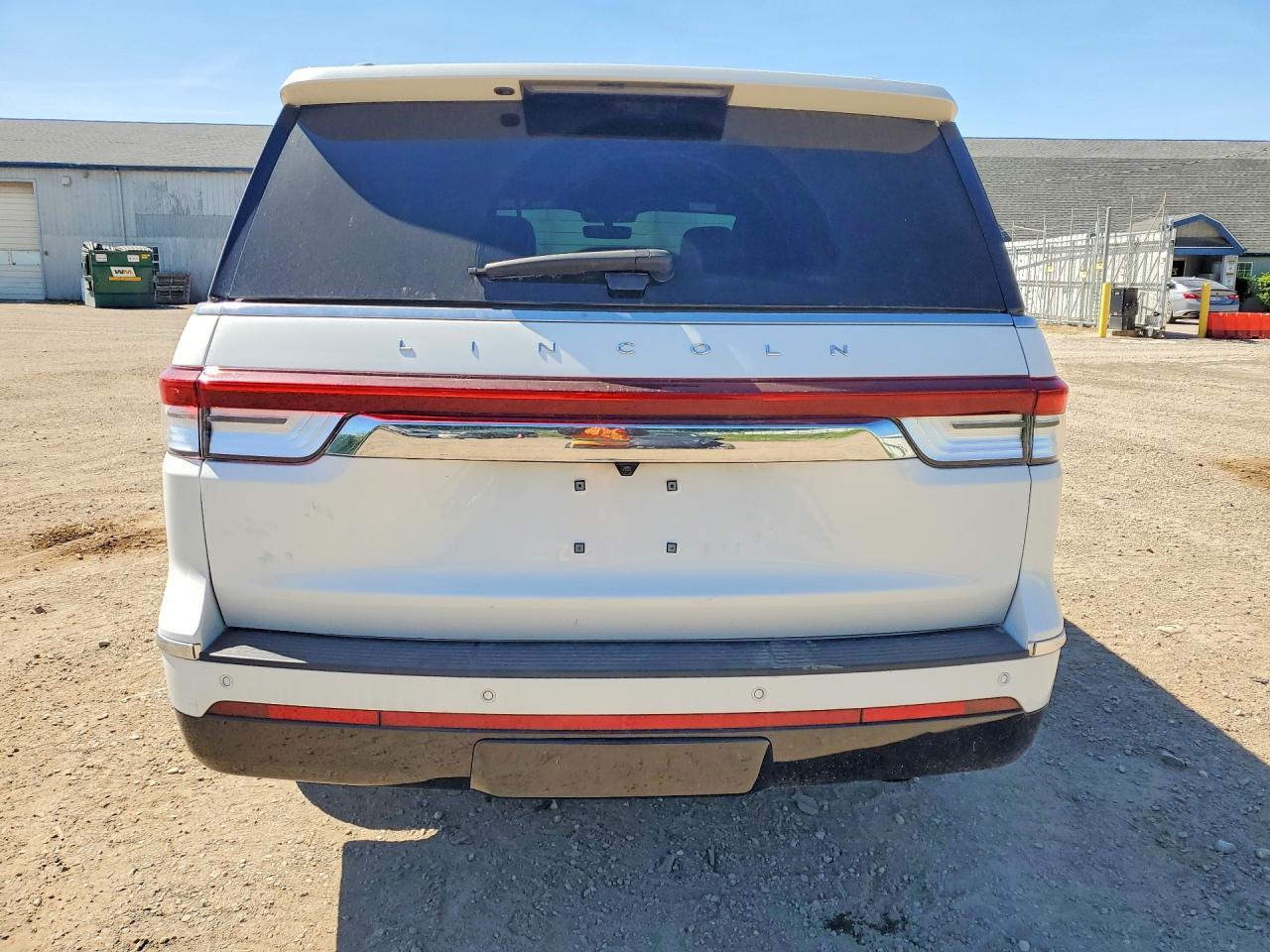 2023 Lincoln Navigator - Image 6