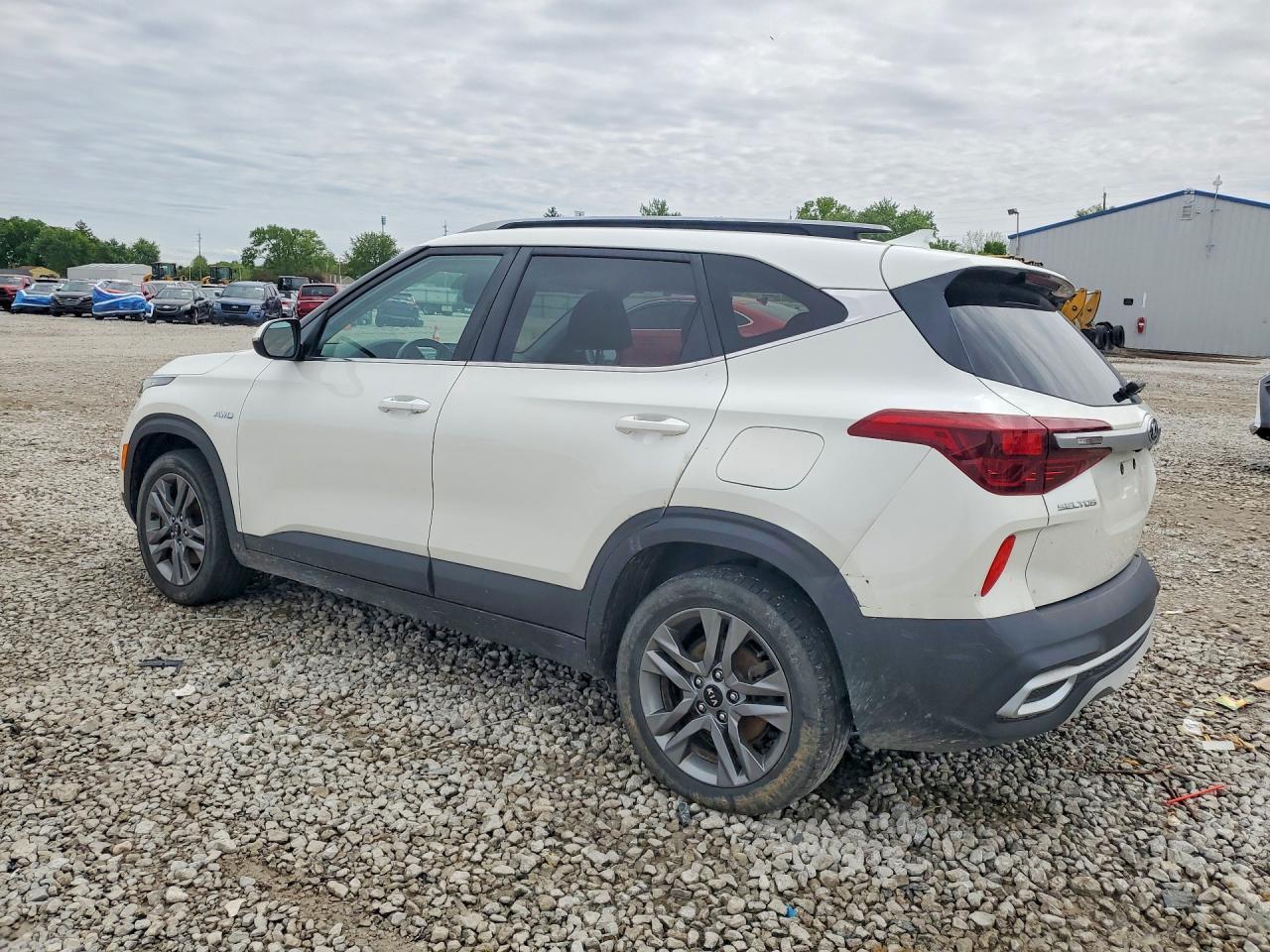 2021 Kia Seltos S - Фото 2
