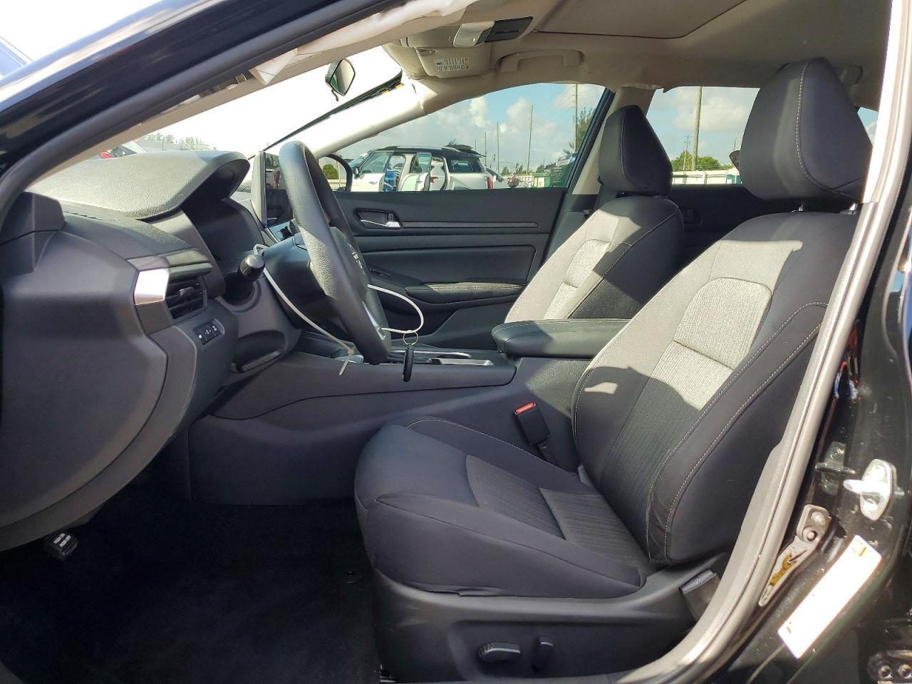 2025 Nissan Altima Sv - Фото 7