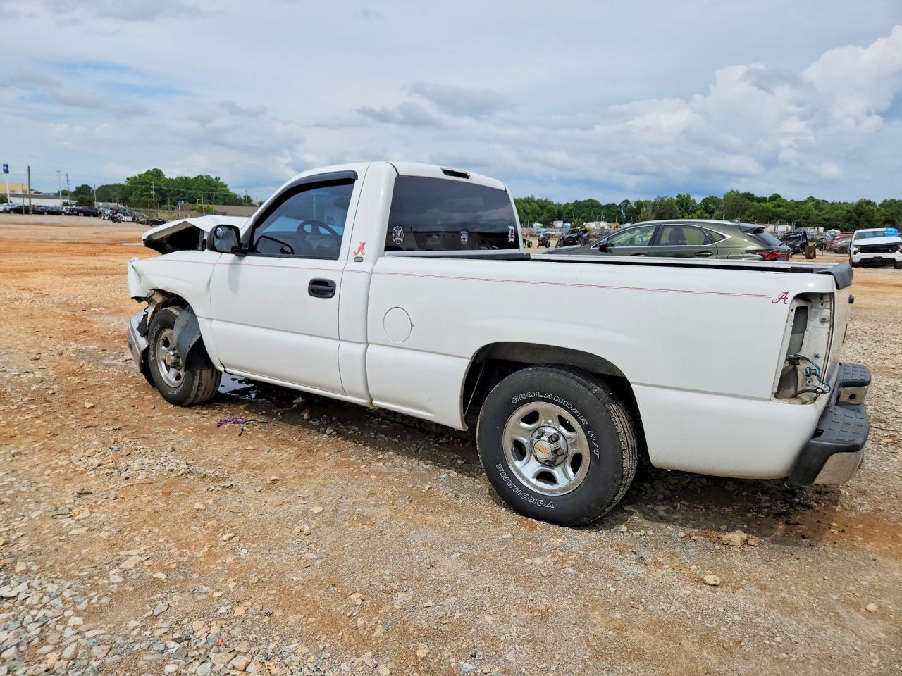 2003 Chevrolet Silverado K1500 - Фото 2
