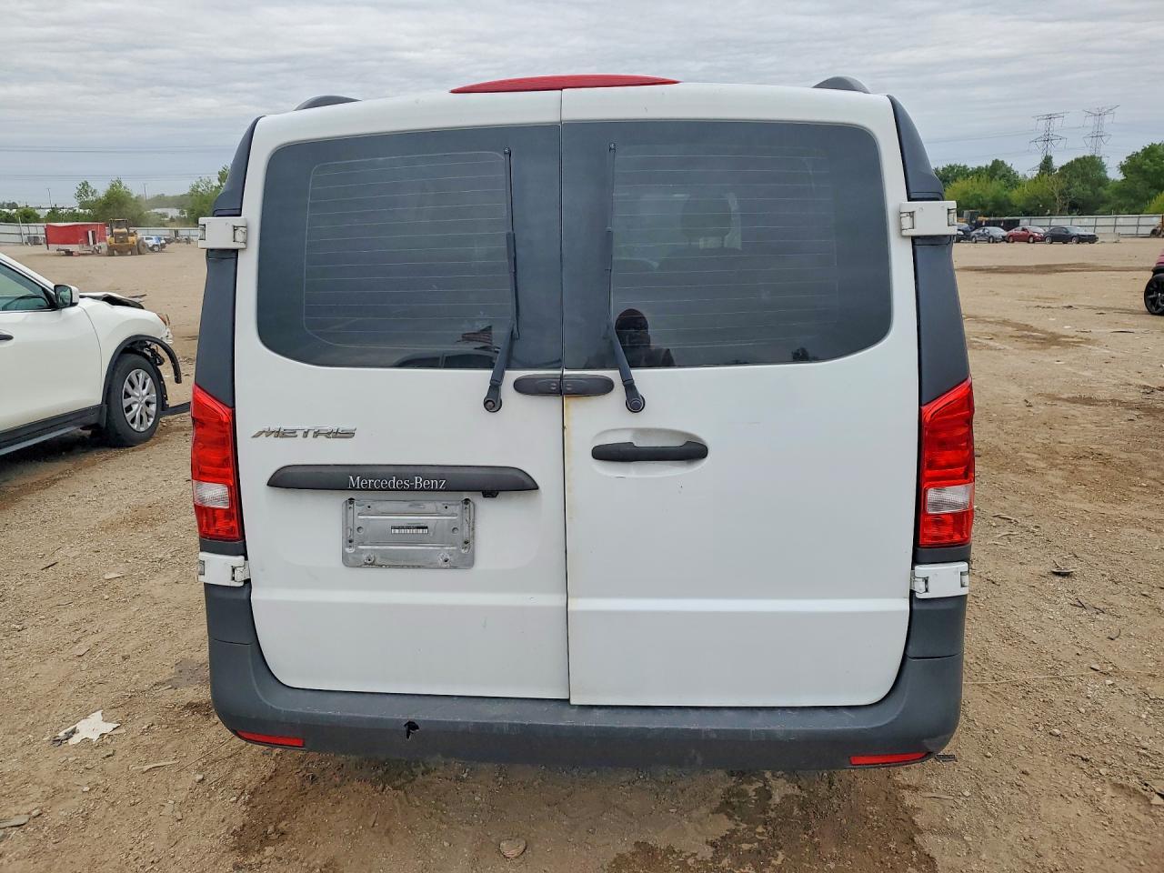 2016 Mercedes-Benz Metris - Фото 6