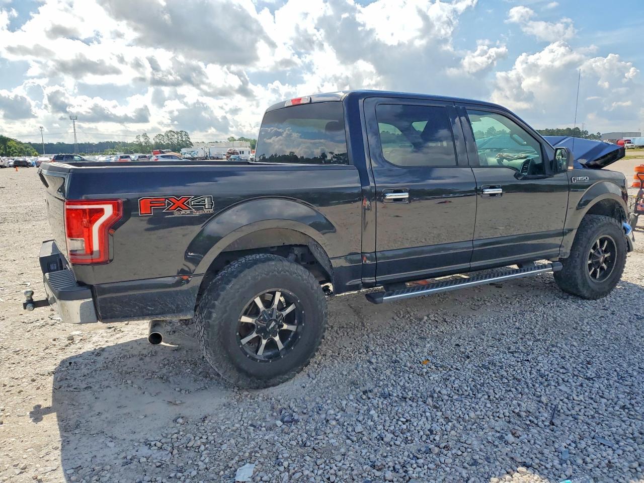 2015 Ford F150 Supercrew - Фото 3