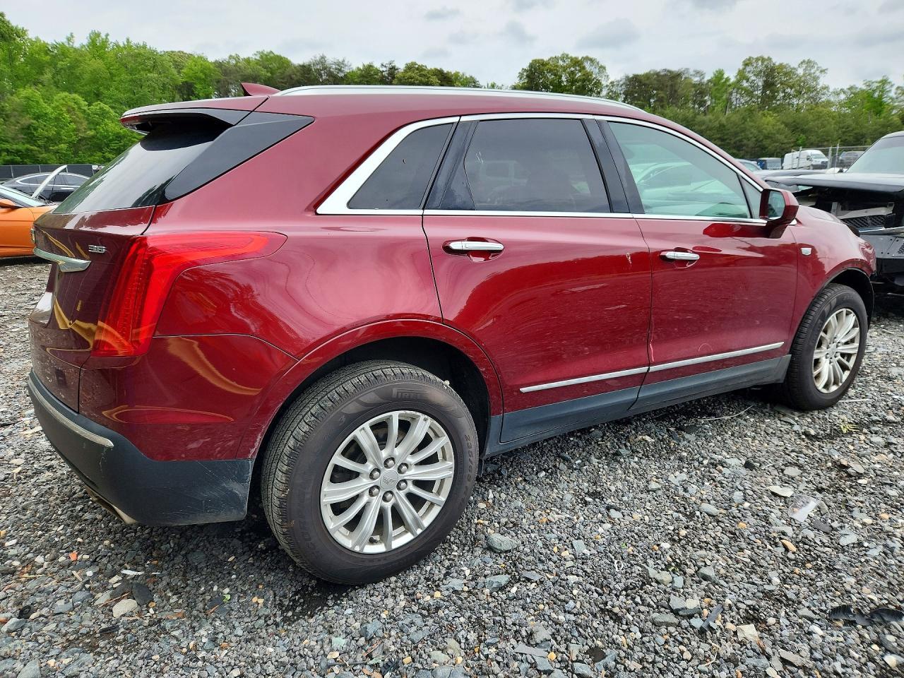 2017 Cadillac Xt5 - Image 3