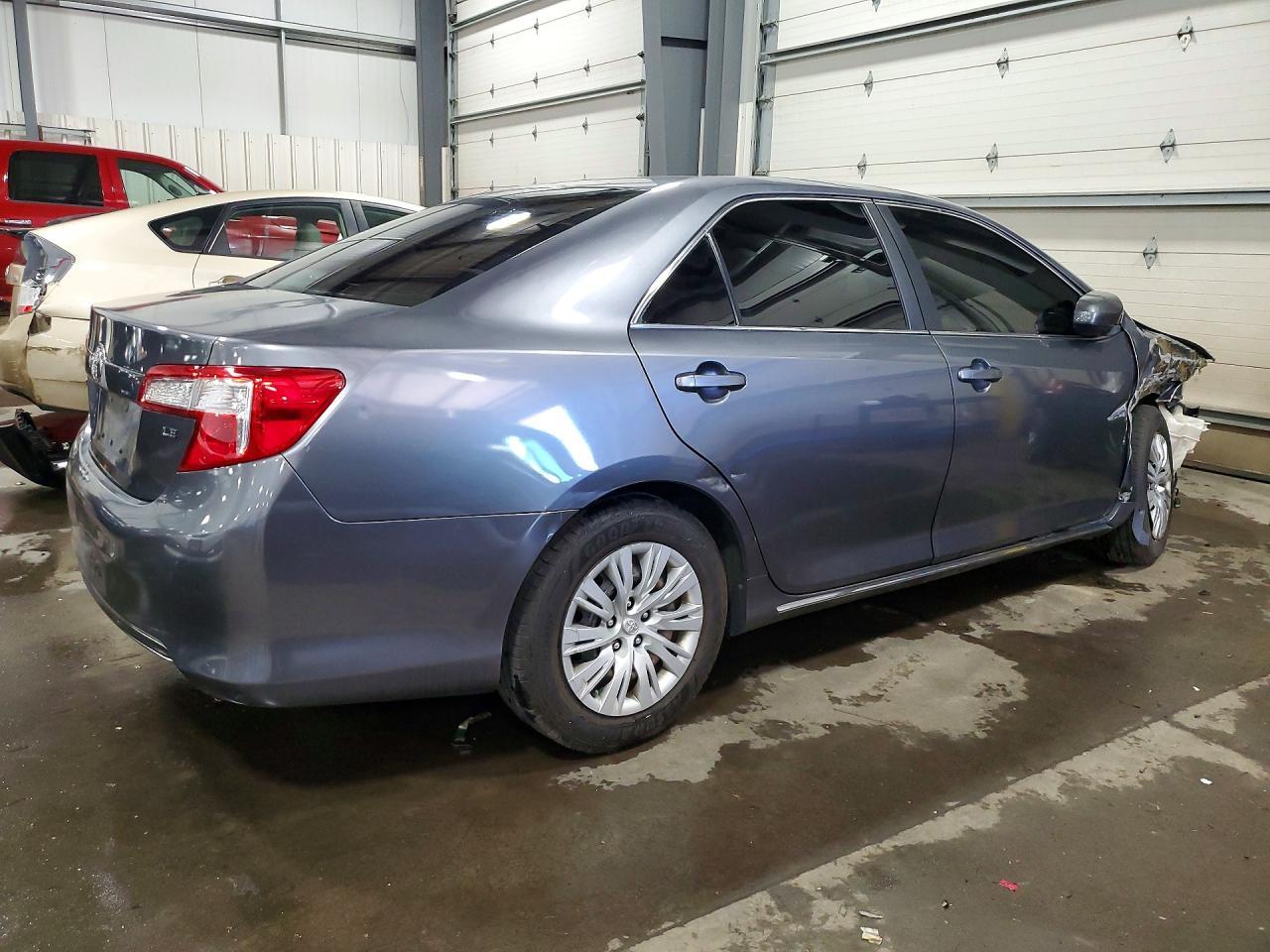 2012 Toyota Camry Le - Image 3