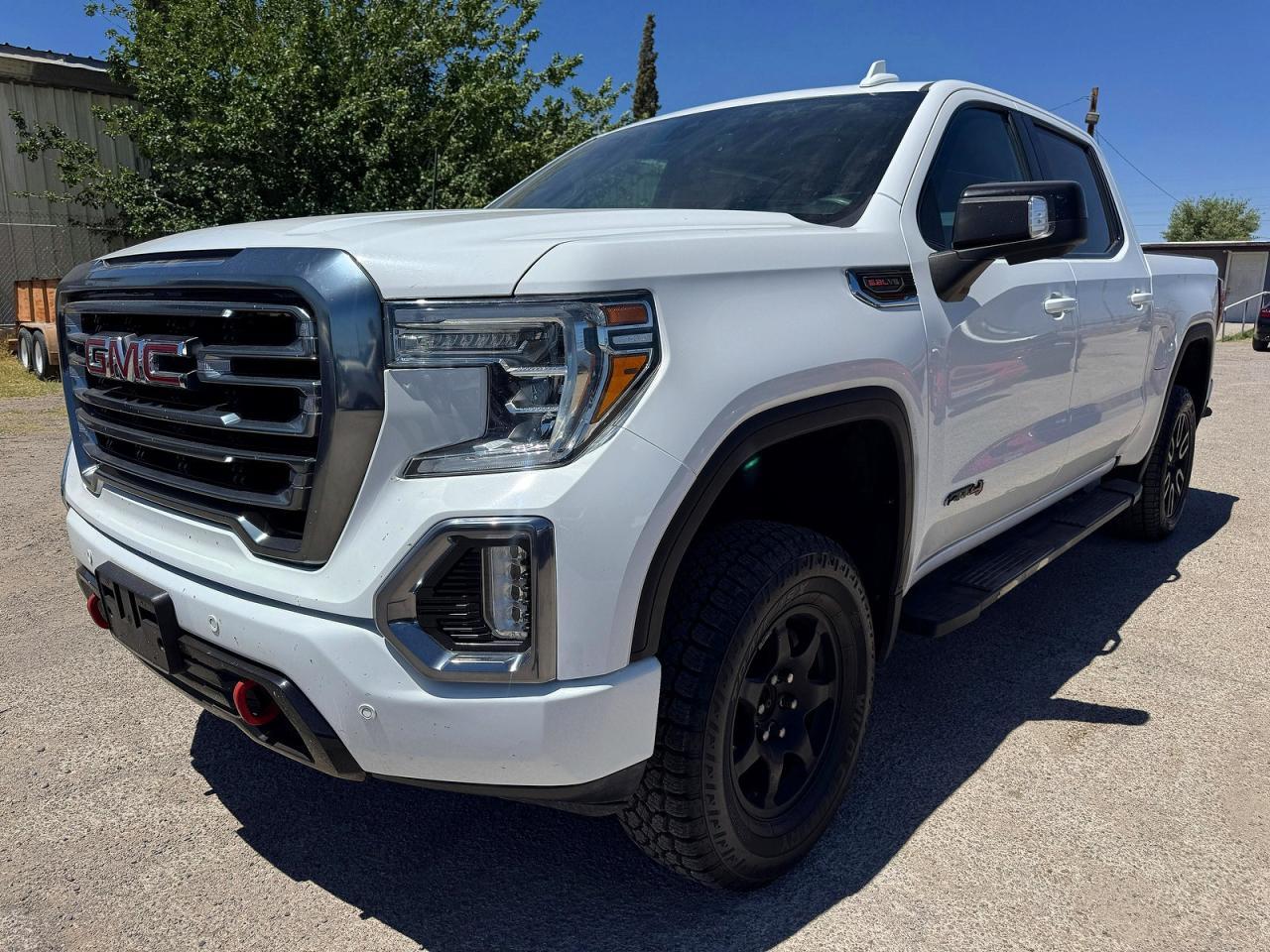 2020 GMC Sierra K1500 At4 - Image 2