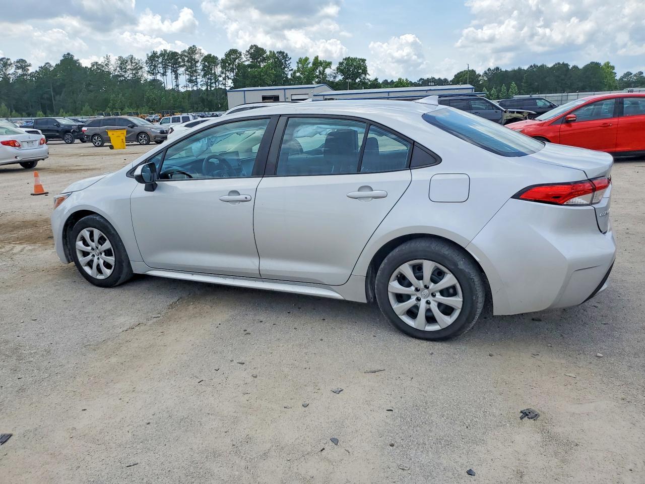 2022 Toyota Corolla Le - Фото 2