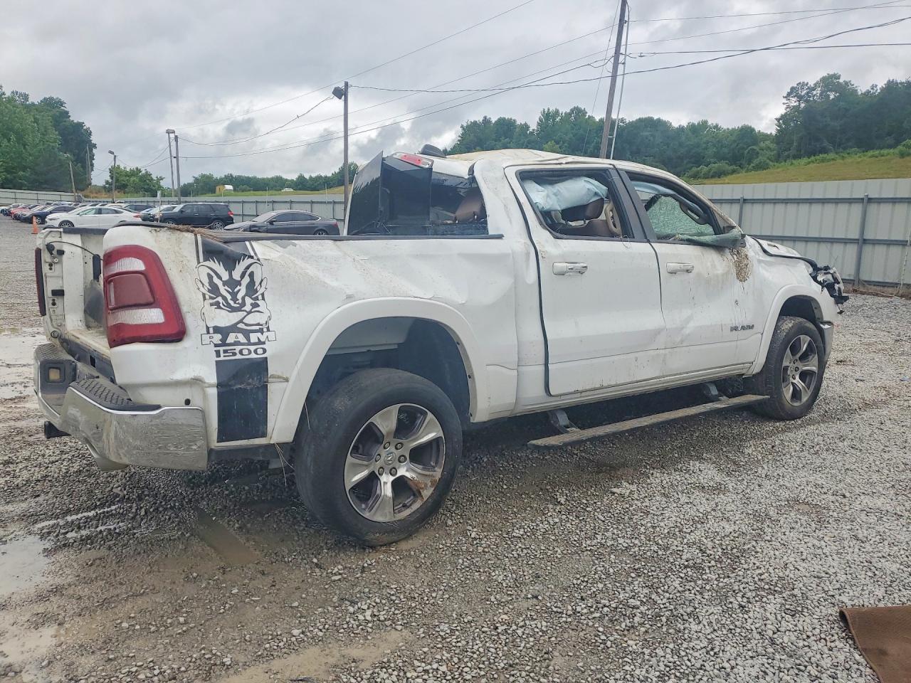 2019 Ram 1500 Laramie - Фото 3