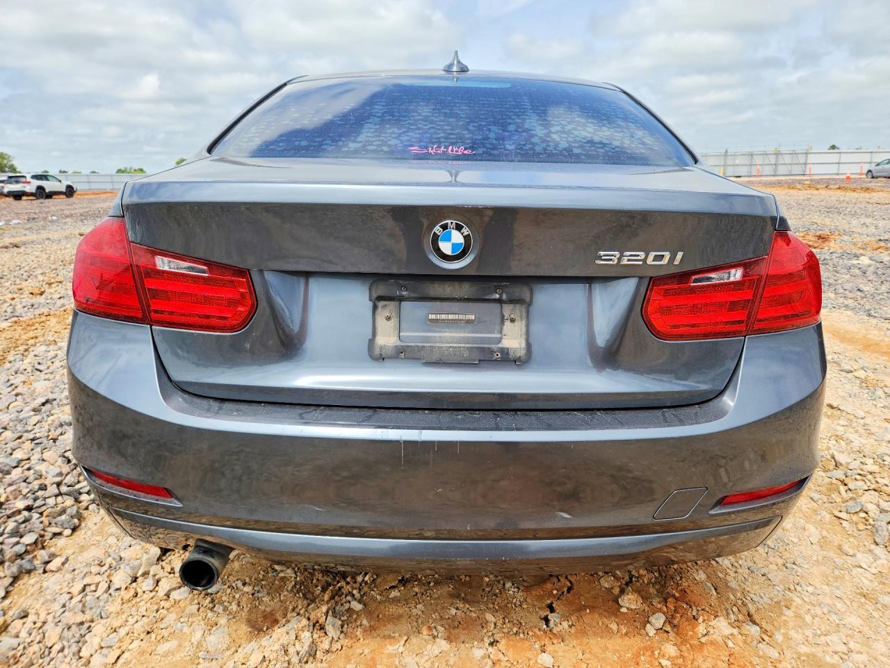 2015 BMW 320 I - Image 6