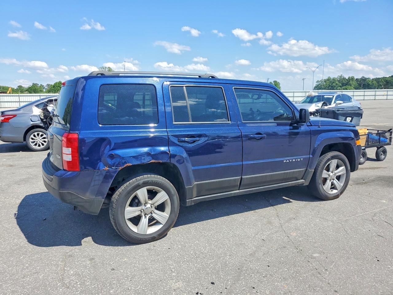 2014 Jeep Patriot Latitude - Фото 3