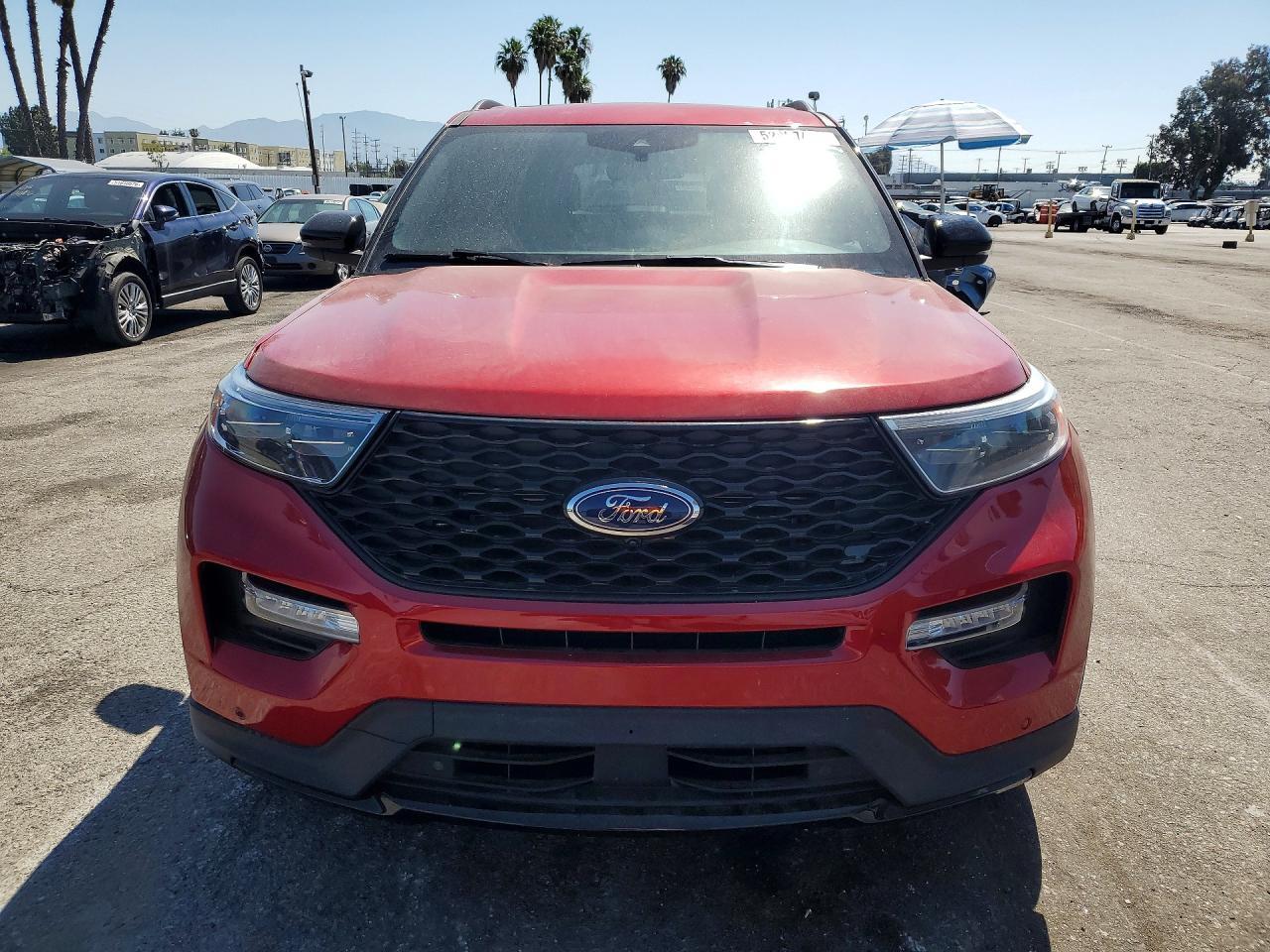 2023 Ford Explorer St - Фото 5