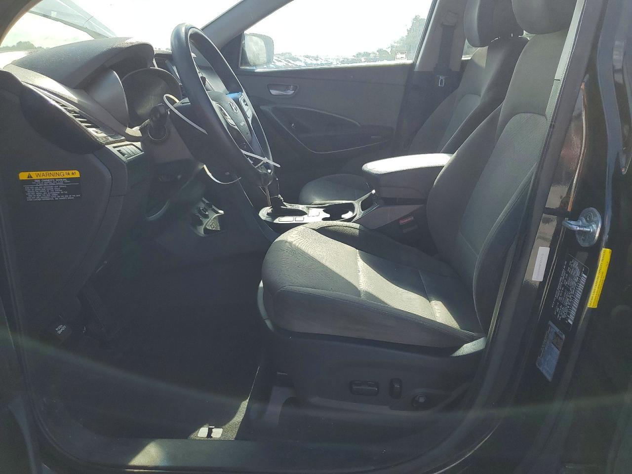 2017 Hyundai Santa Fe Sport 2.4L - Image 7