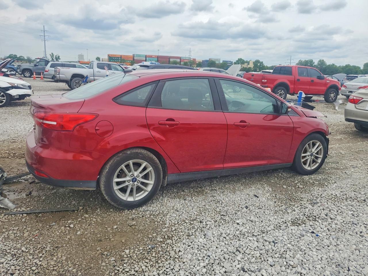 2017 Ford Focus Se - Image 3
