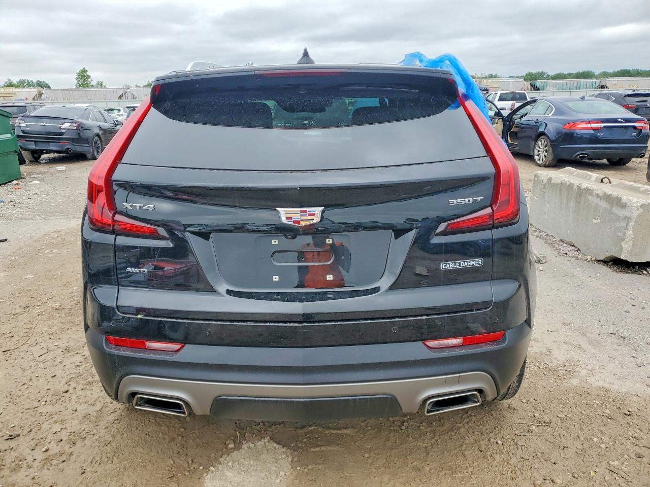 2023 Cadillac Xt4 Premium Luxury - Image 6