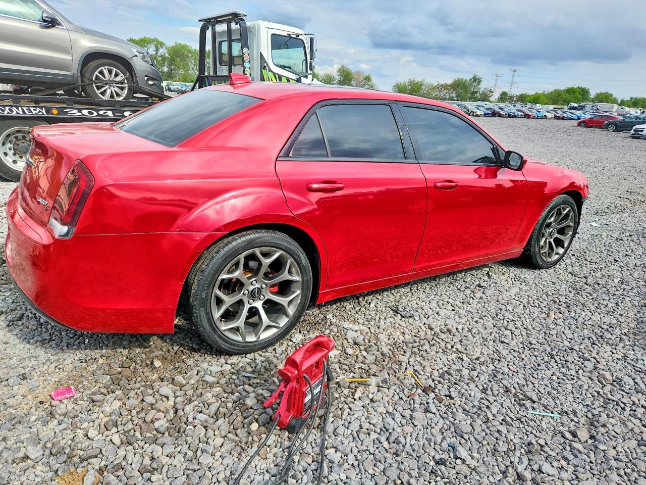 2015 Chrysler 300 S - Фото 3