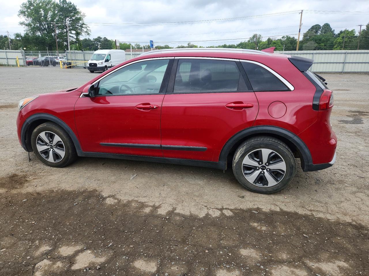 2017 Kia Niro Ex - Image 2