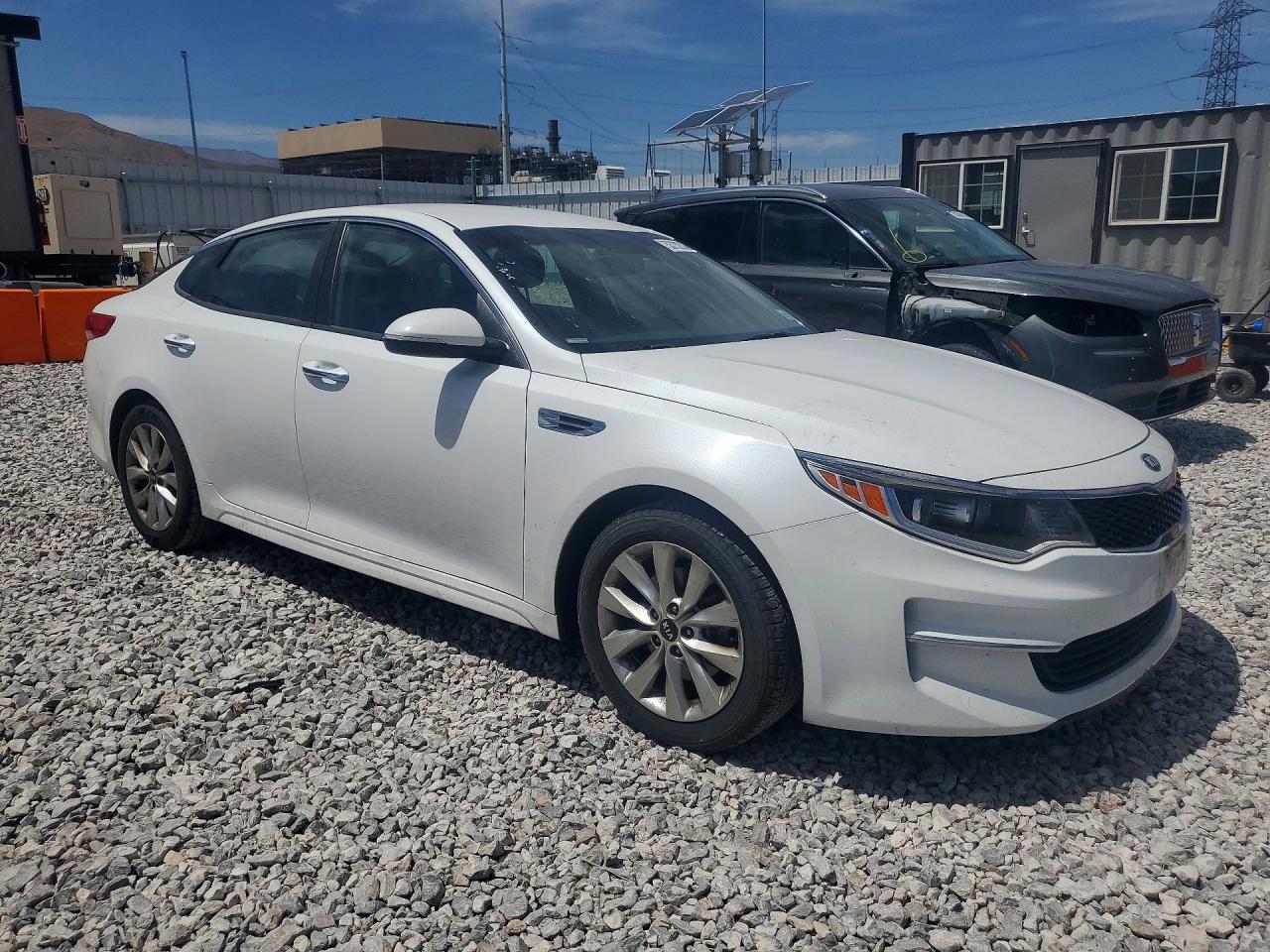 2017 Kia Optima Lx - Фото 4