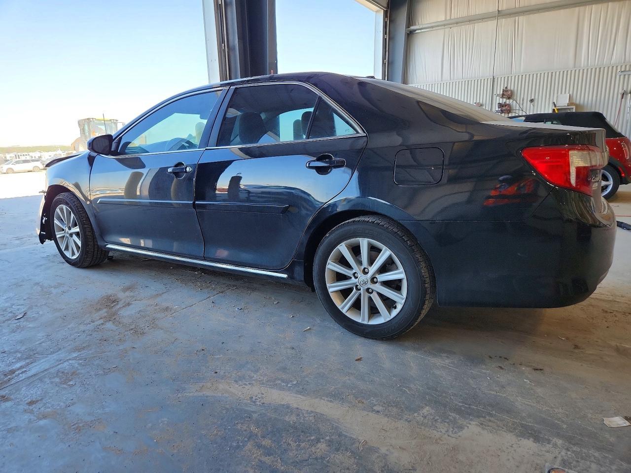 2014 Toyota Camry Xle - Фото 2
