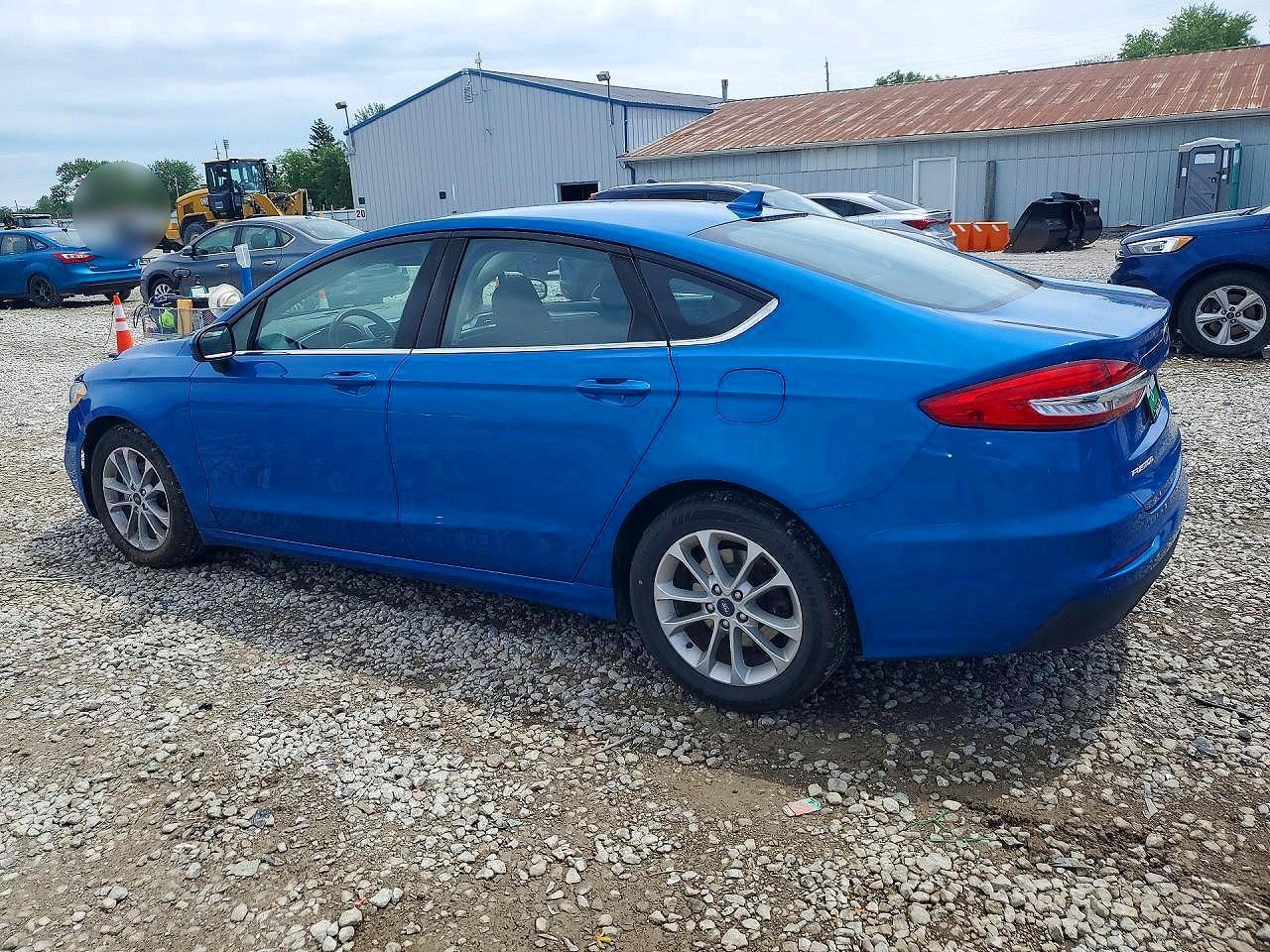 2020 Ford Fusion Se - Фото 2