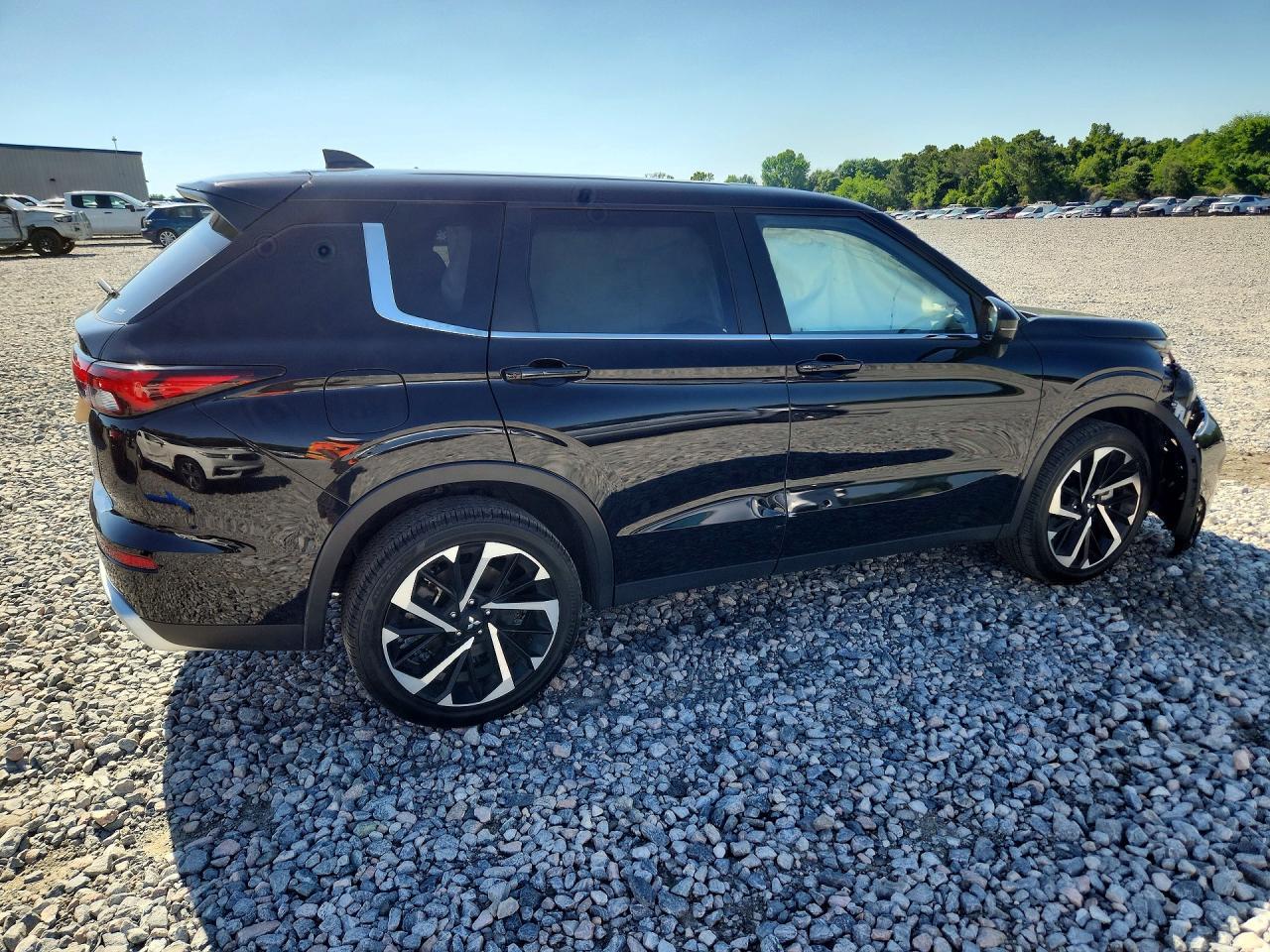 2024 Mitsubishi Outlander Se - Фото 3