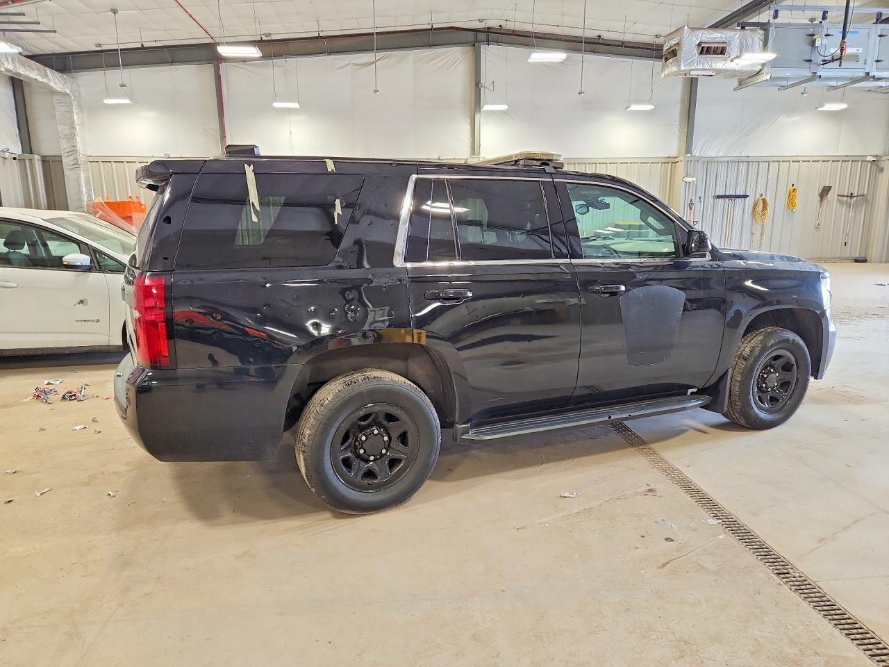 2020 Chevrolet Tahoe - Фото 3