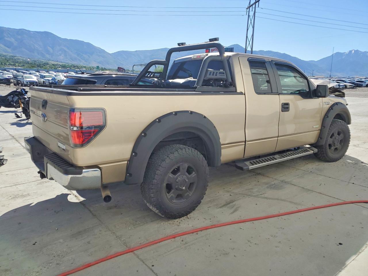 2012 Ford F150 Super Cab - Фото 3