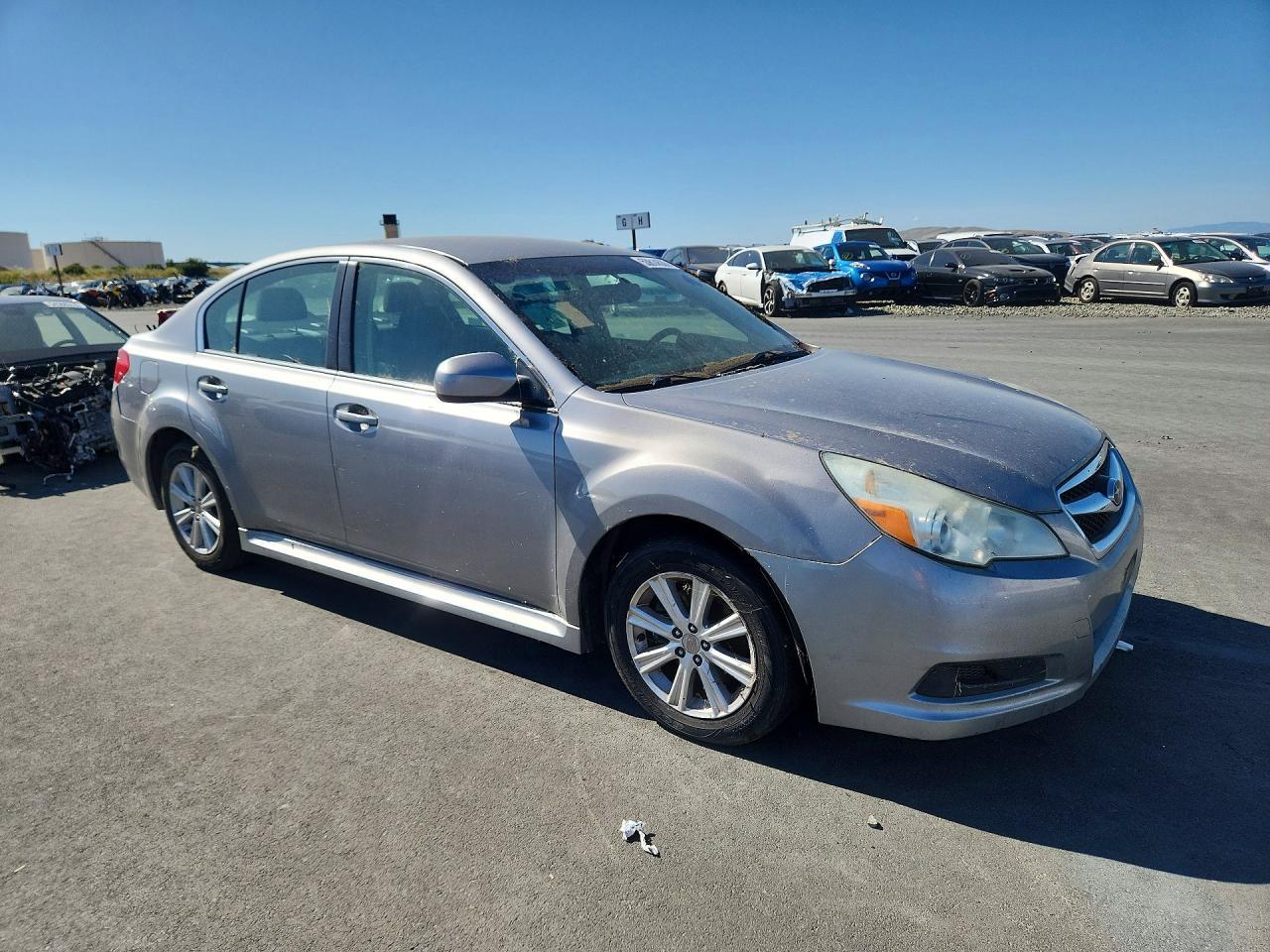 2010 Subaru Legacy 2.5I Premium - Image 4