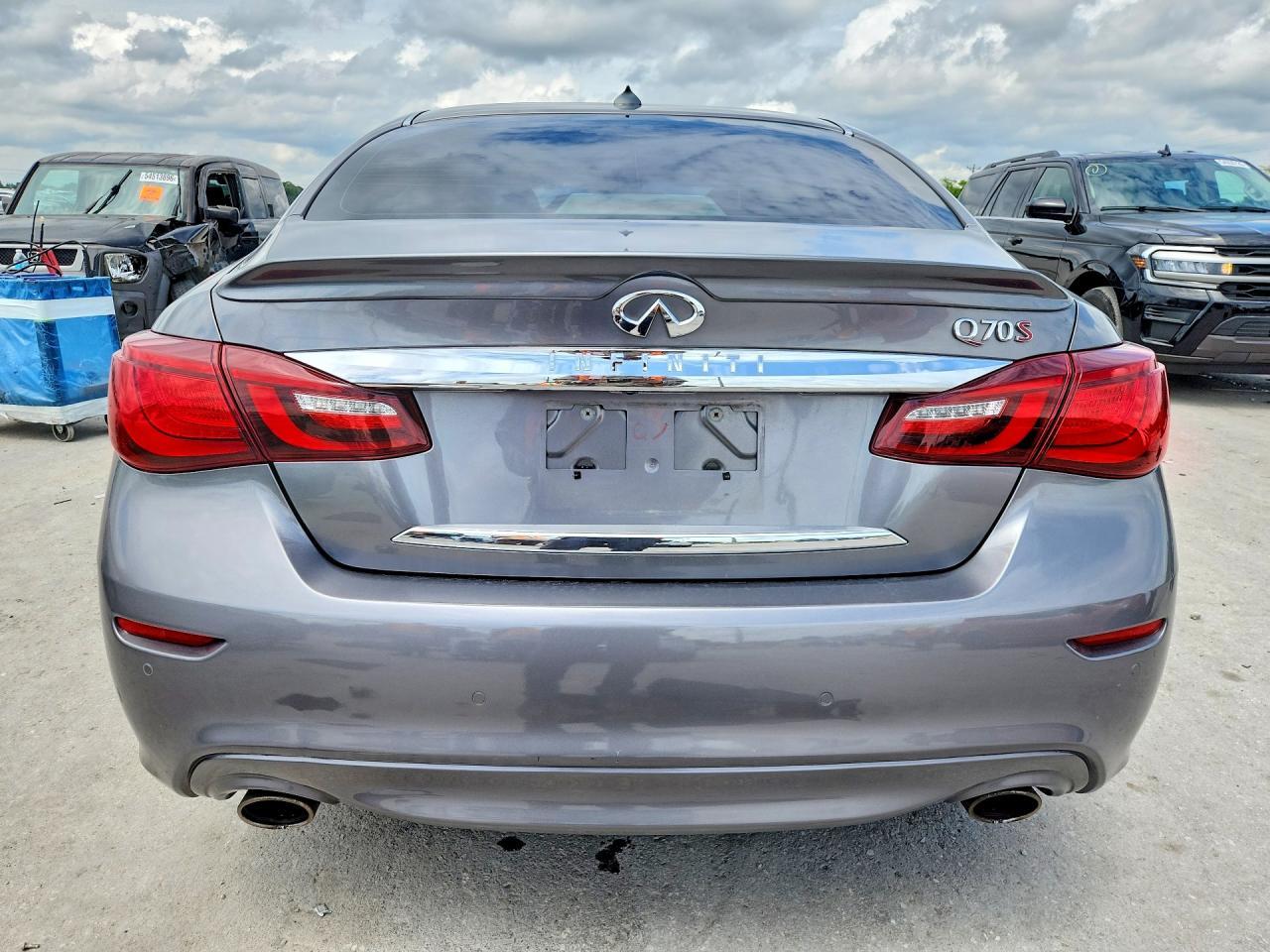 2015 Infiniti Q70 3.7 - Фото 6