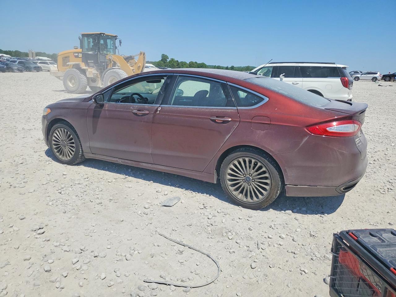 2015 Ford Fusion Titanium - Фото 2