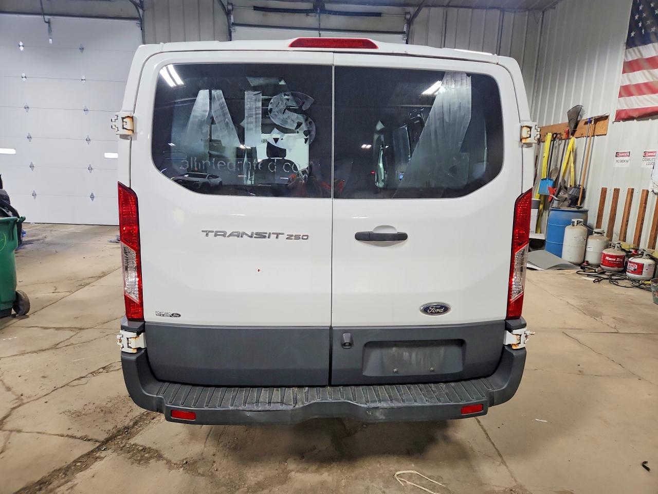 2015 Ford Transit T- - Delivery Van - Image 6