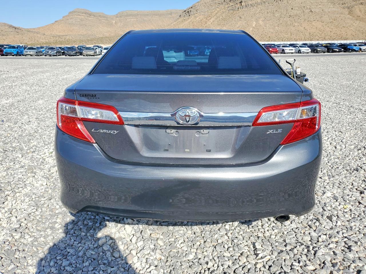 2012 Toyota Camry Xle - Image 6