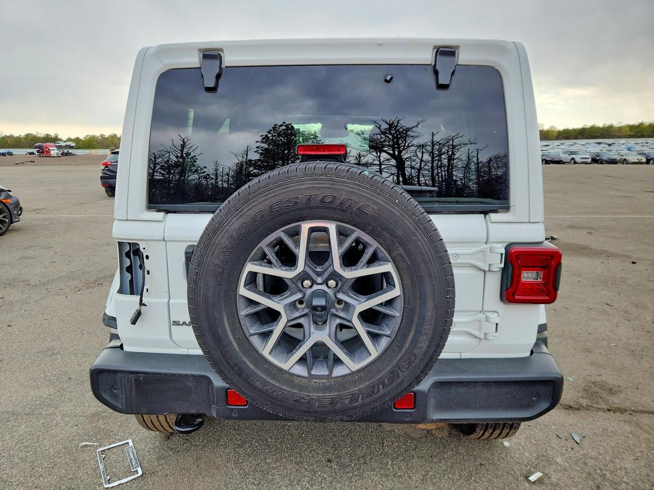 2026 Jeep Wrangler Sahara - Фото 6