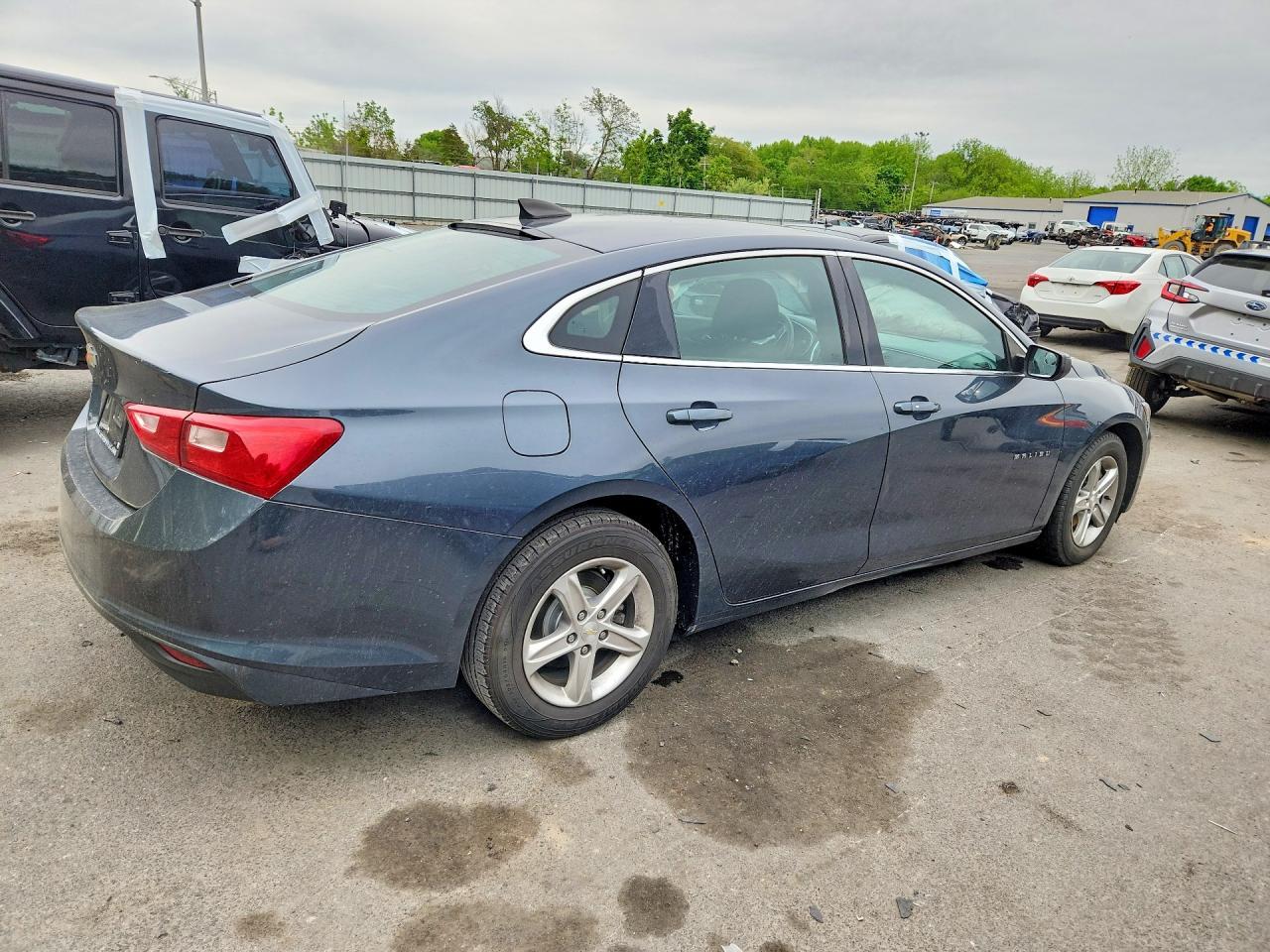 2020 Chevrolet Malibu Ls - Фото 3