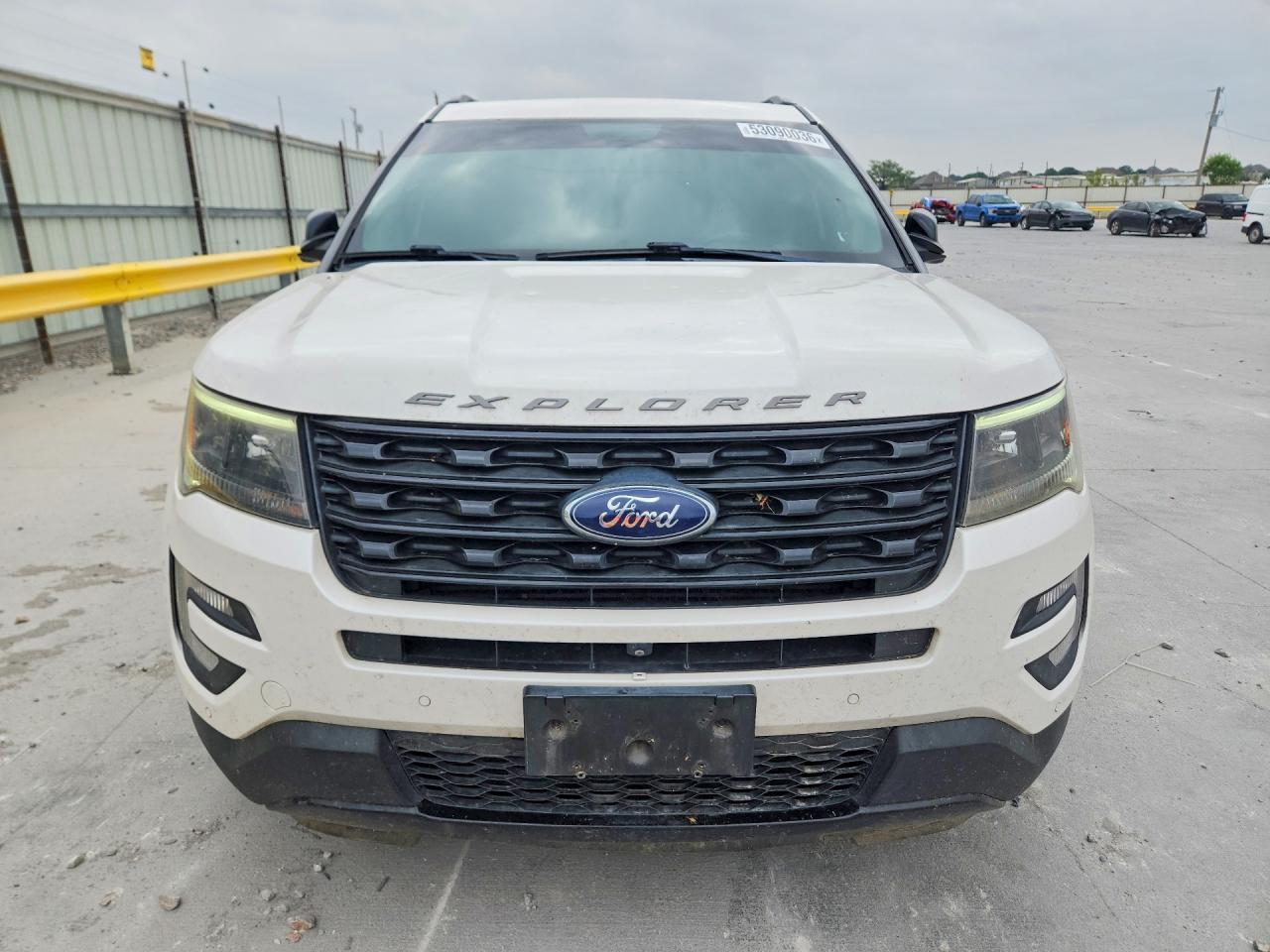 2017 Ford Explorer Sport - Image 5