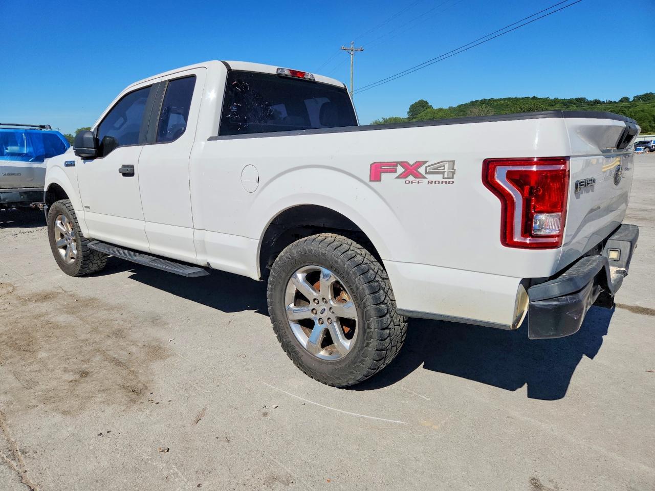 2016 Ford F150 Super Cab - Image 2