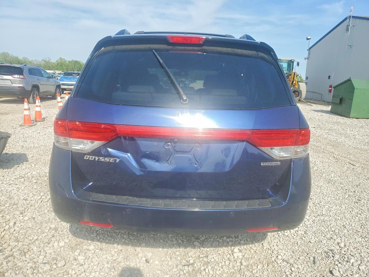 2015 Honda Odyssey Touring - Фото 6