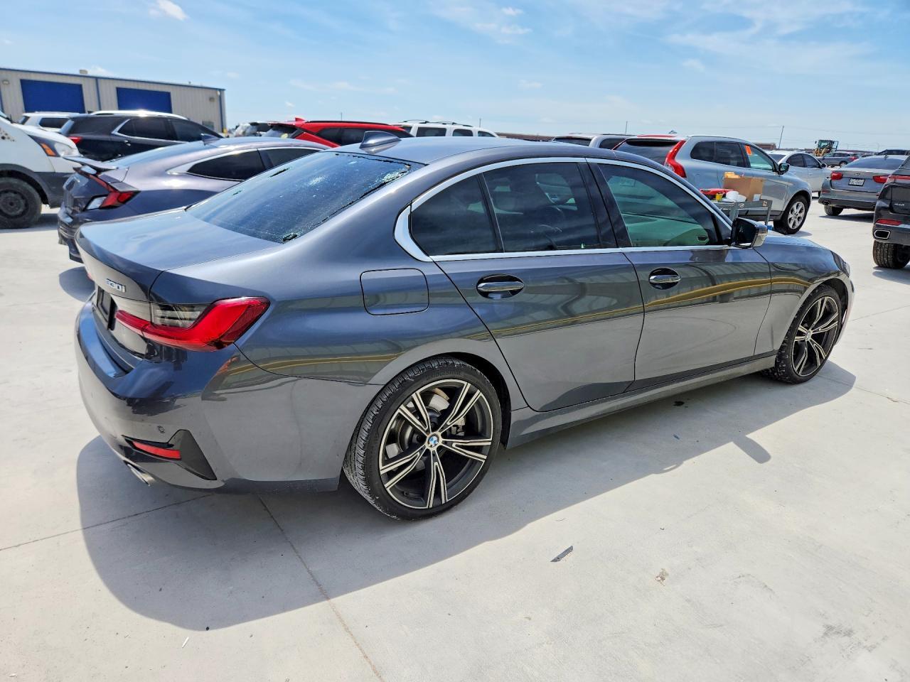 2021 BMW 330I - Image 3