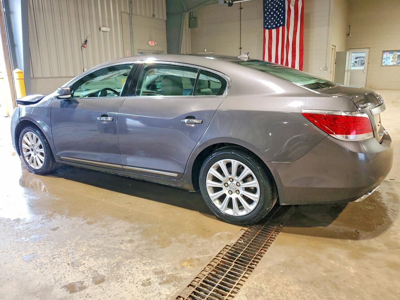 2013 Buick Lacrosse - Image 2